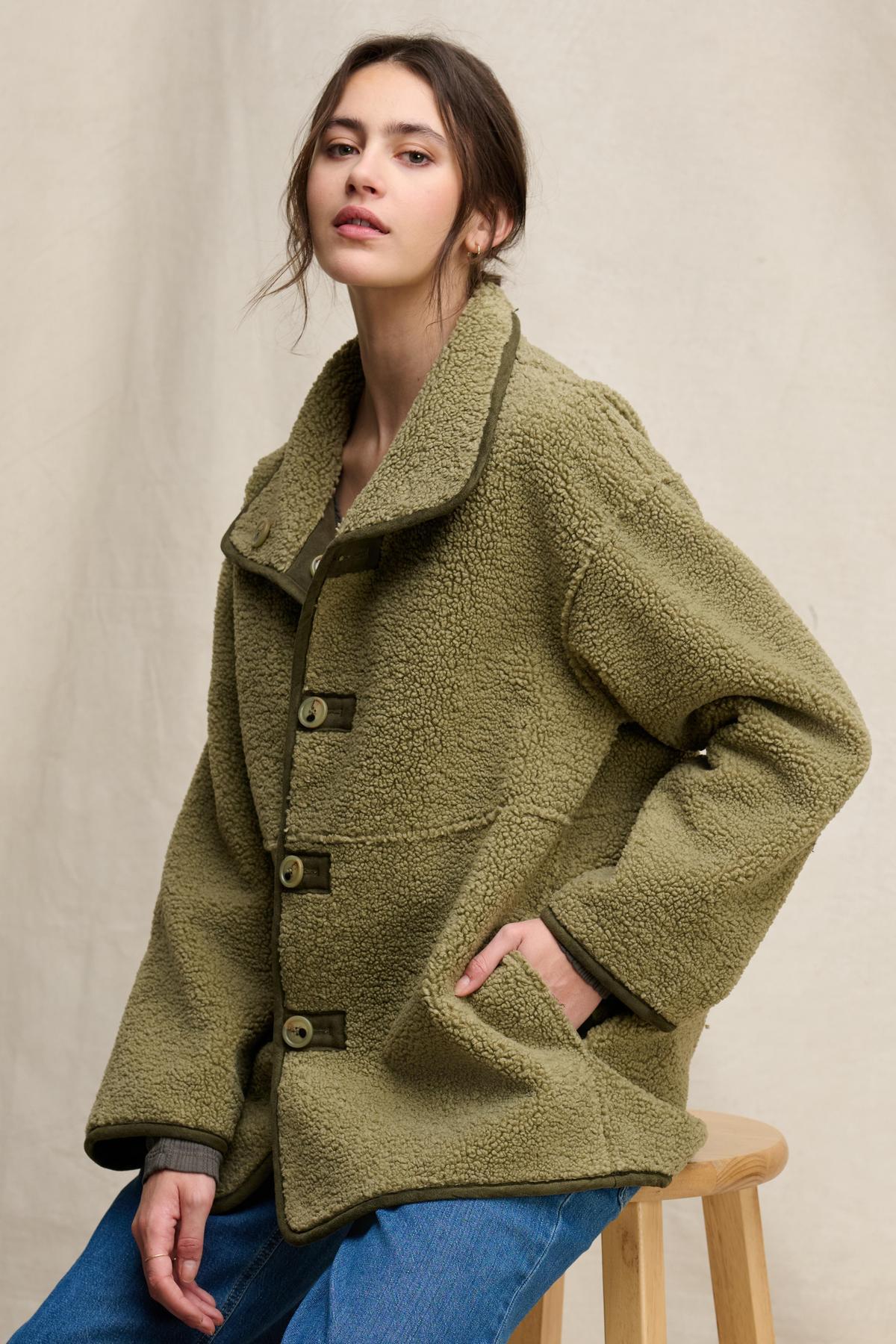 SHONA SHERPA REVERSIBLE JACKET