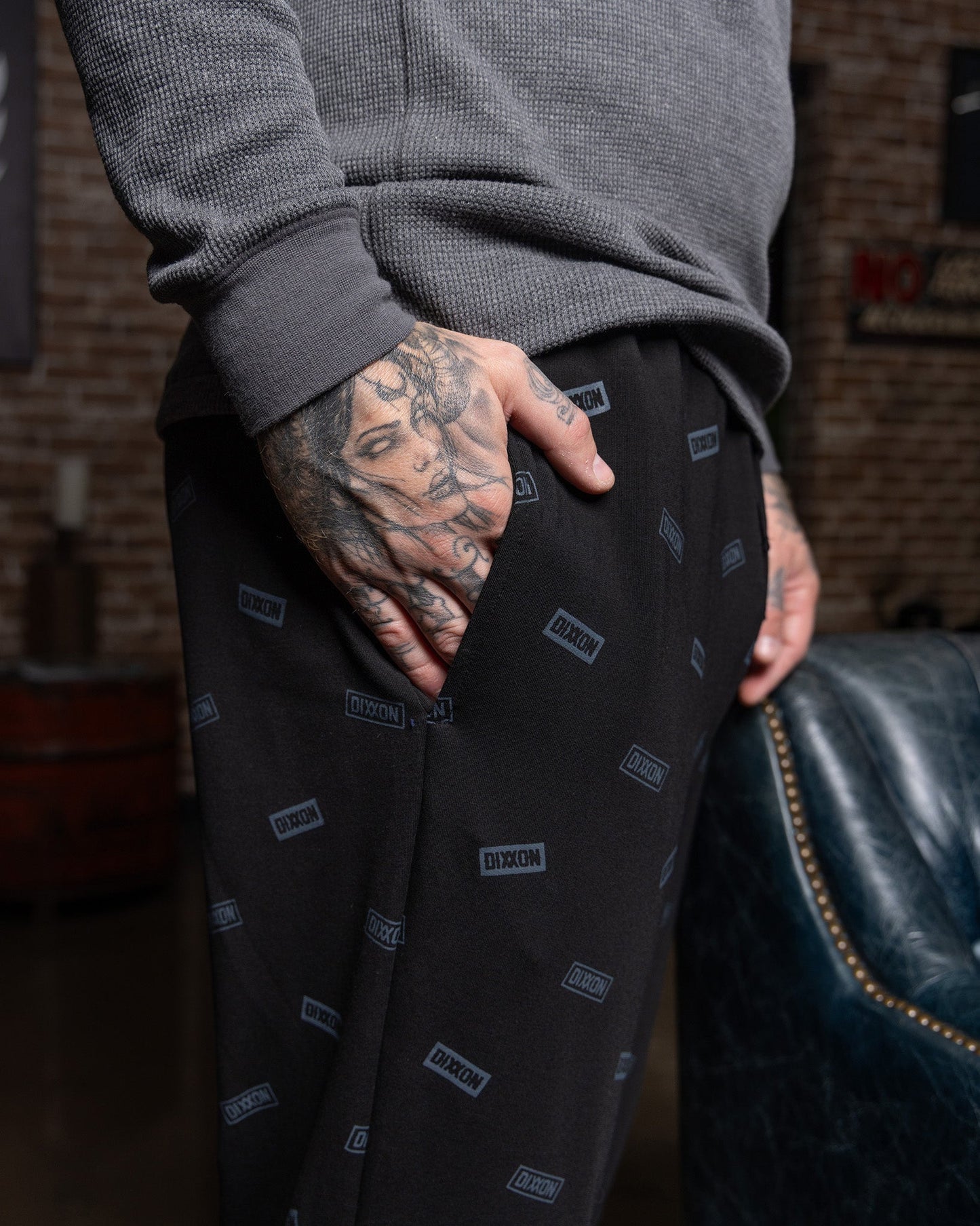 Men's Logo Boxed Pajama Pants - Black & Gray