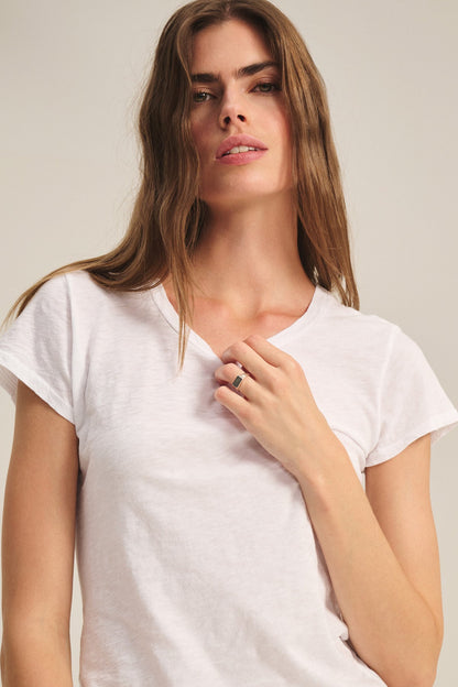 ODELIA TEE