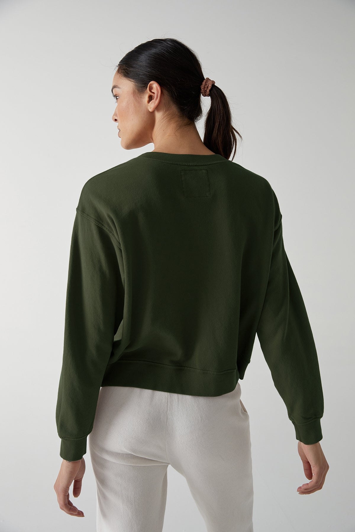 YNEZ SWEATSHIRT