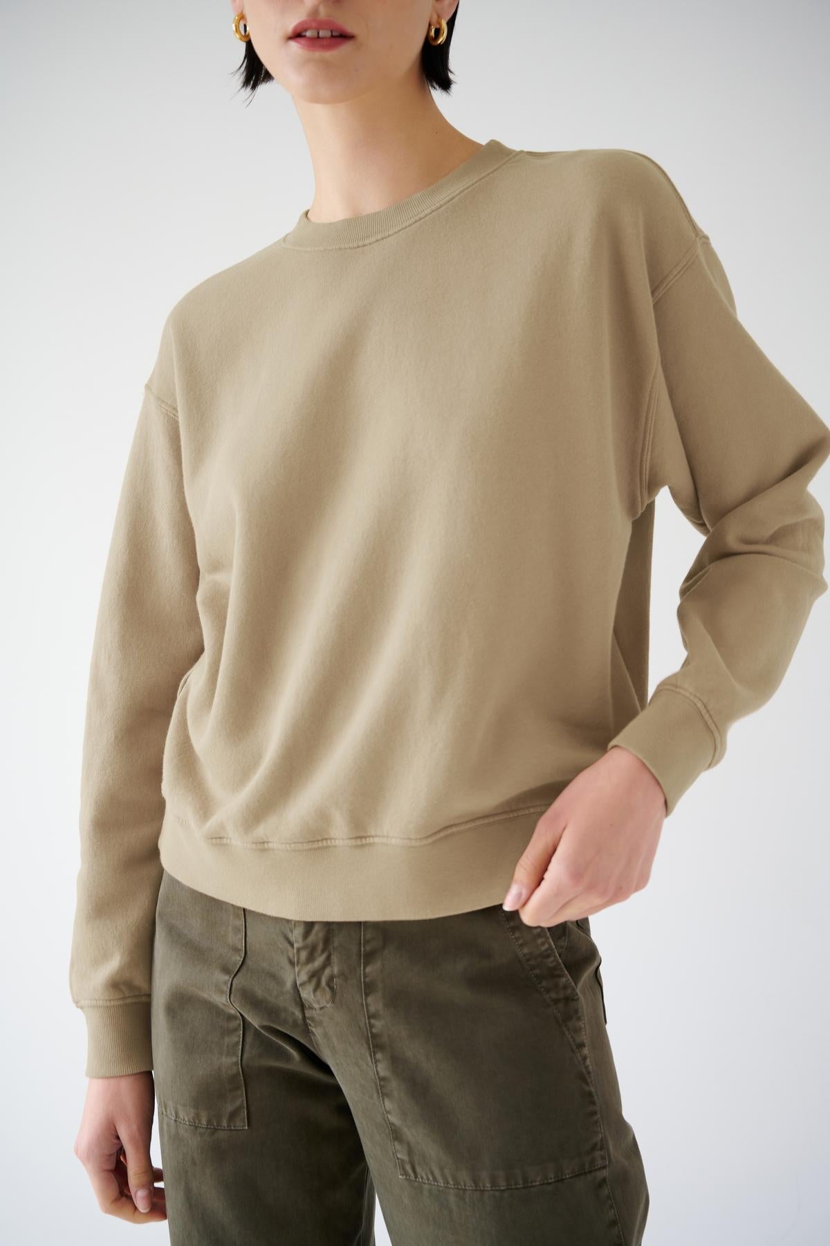 YNEZ SWEATSHIRT