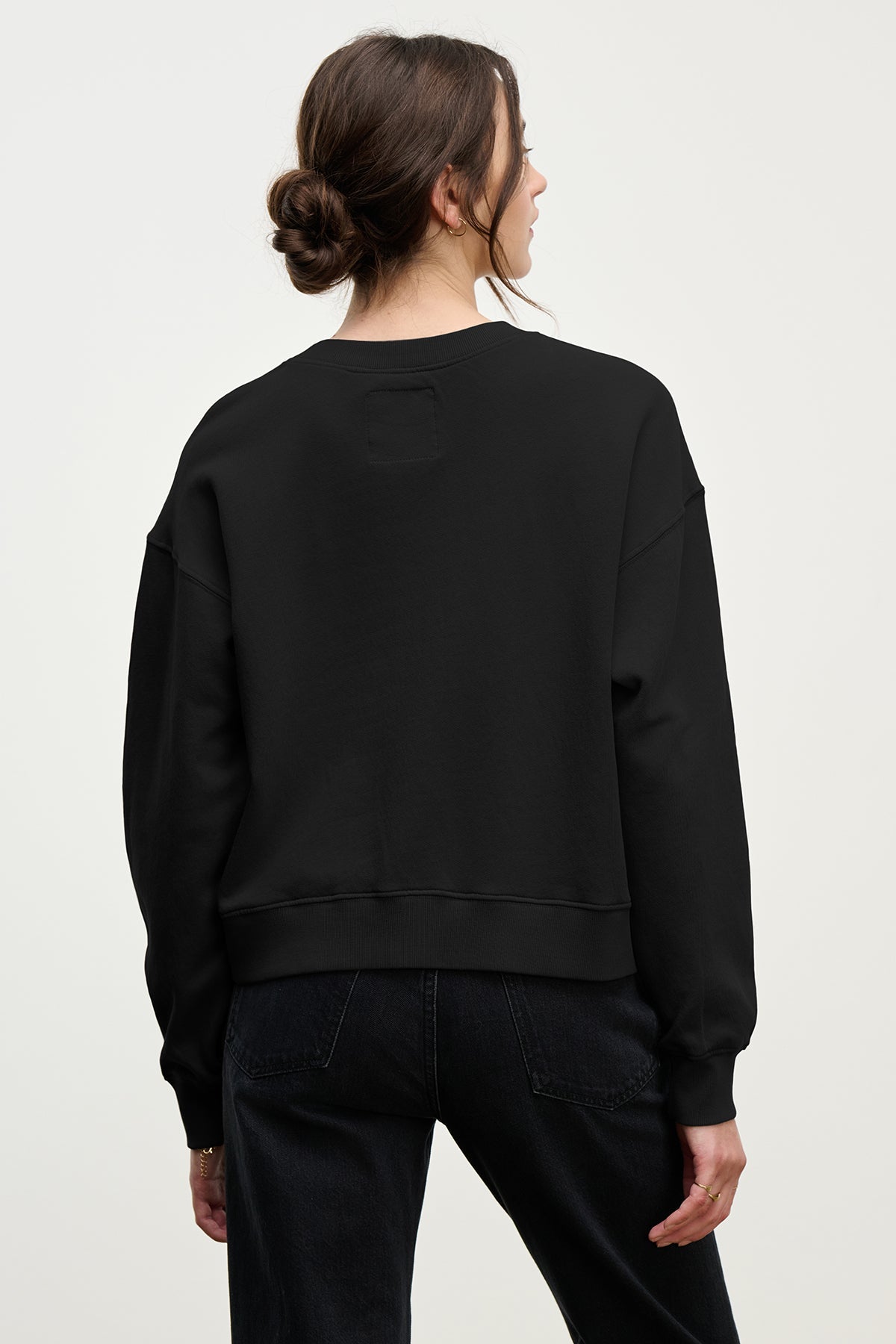 YNEZ SWEATSHIRT