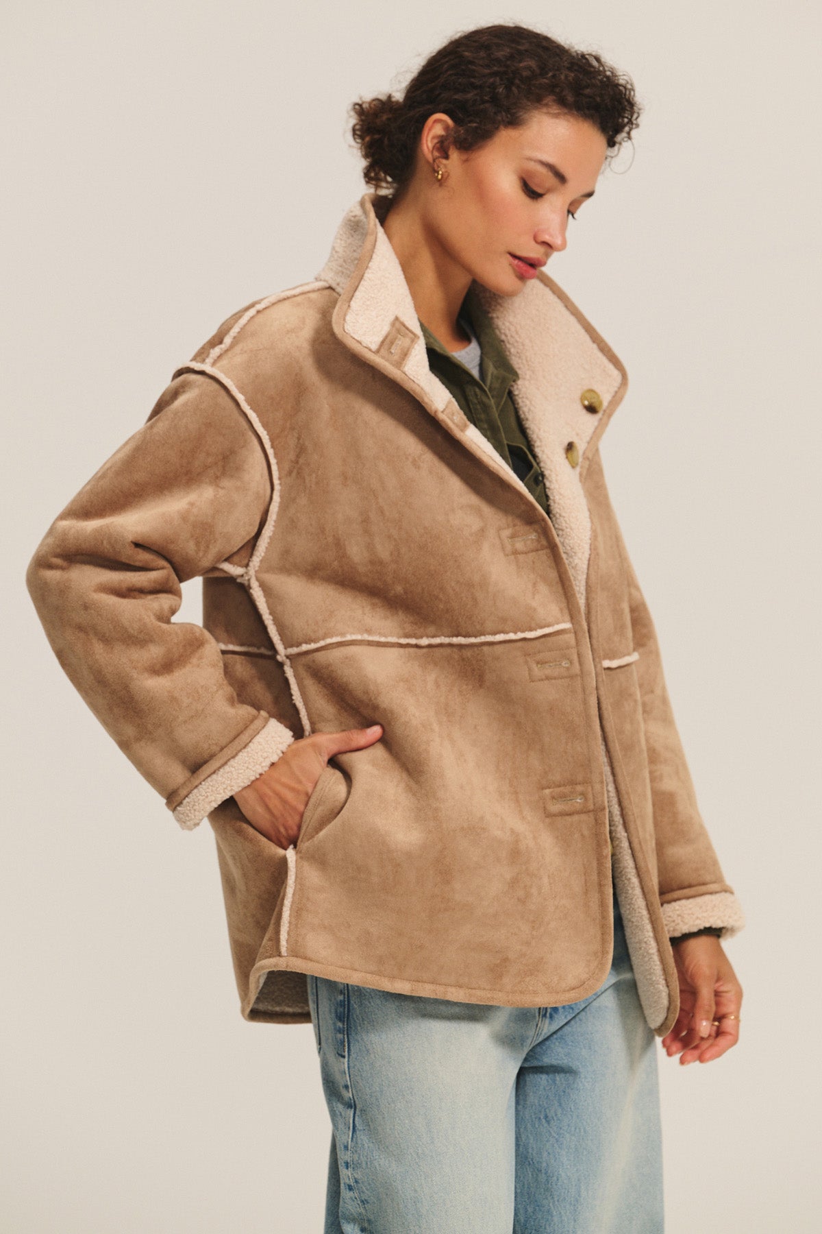 SHONA SHERPA REVERSIBLE JACKET