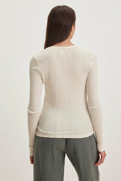 MAURI POINTELLE TEE