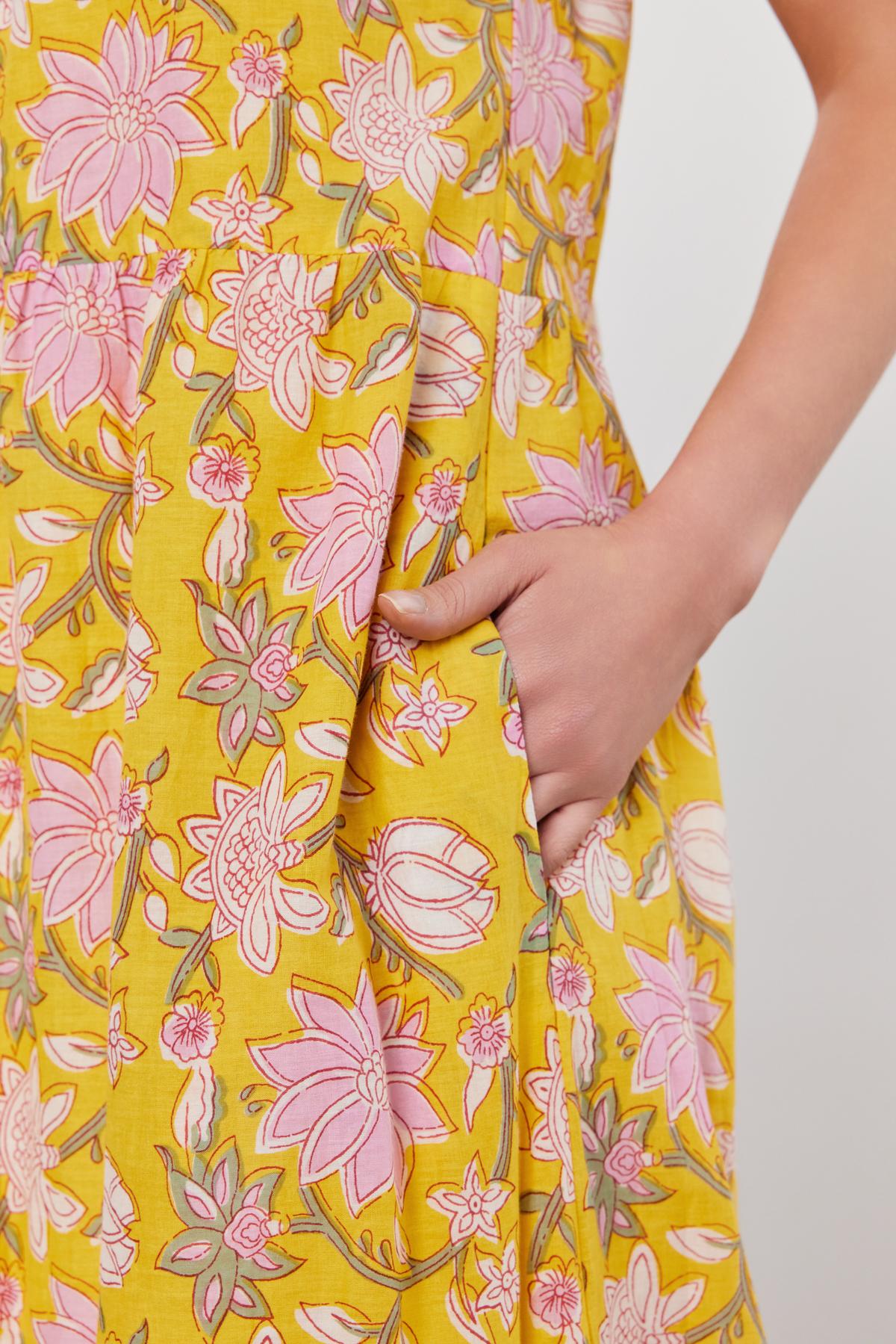 JAZLYN DRESS