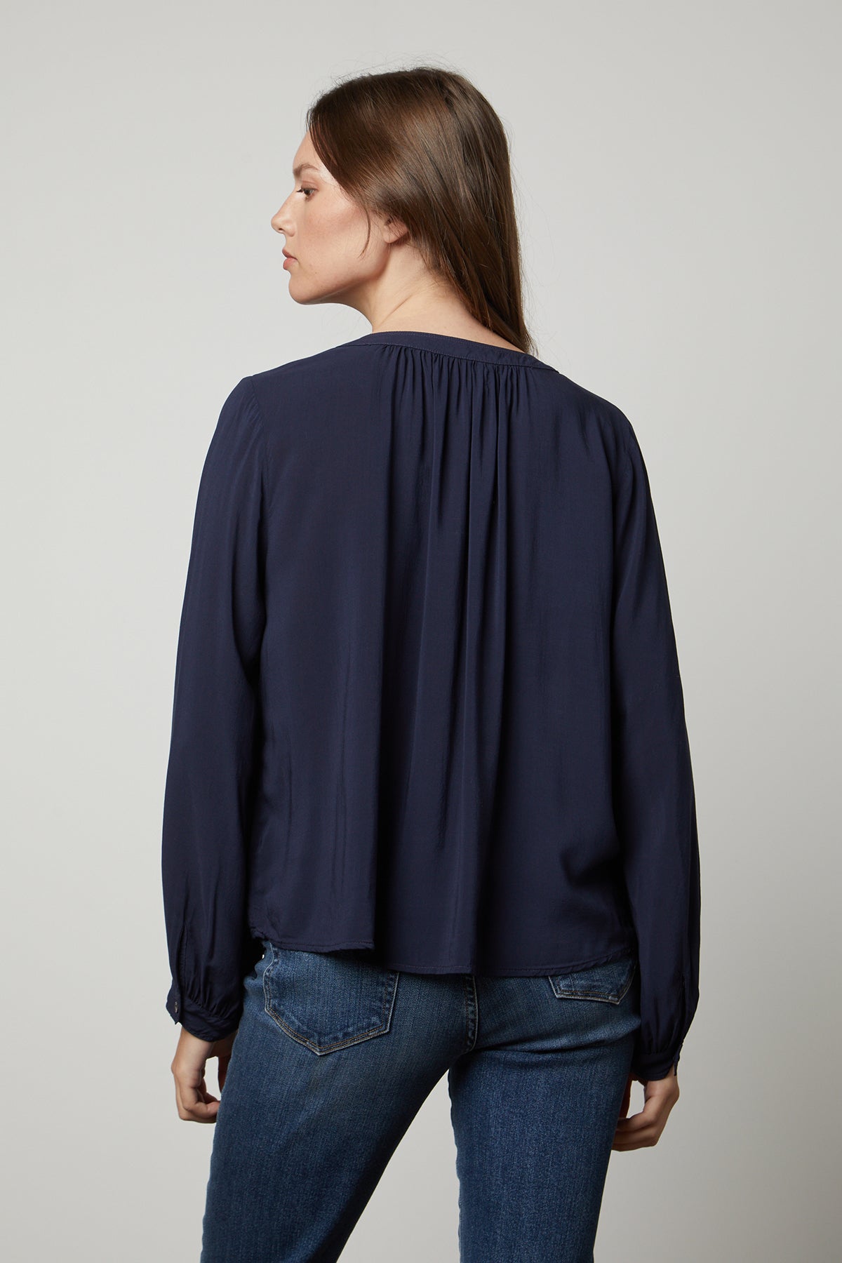POSIE SPLIT NECK BLOUSE