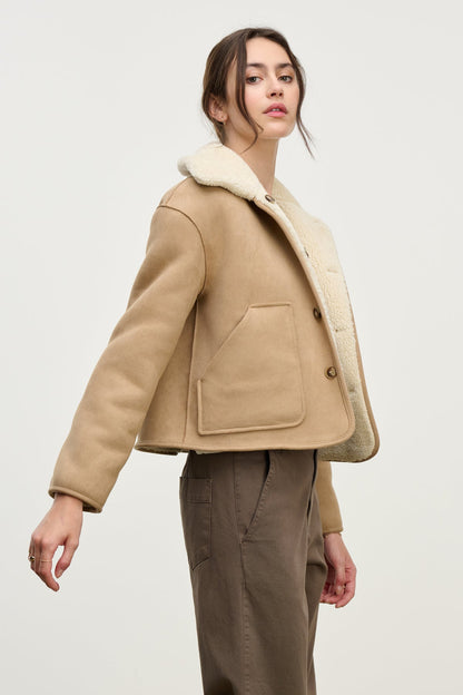 AMARA SHERPA REVERSIBLE JACKET