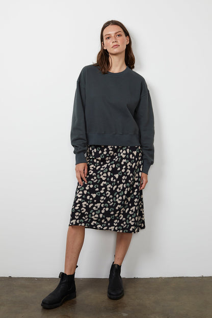 NELLA OVERSIZED SWEATSHIRT
