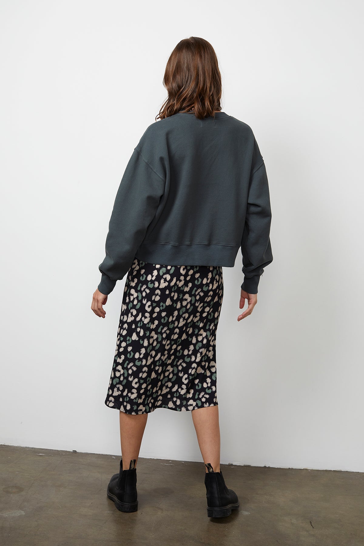 NELLA OVERSIZED SWEATSHIRT