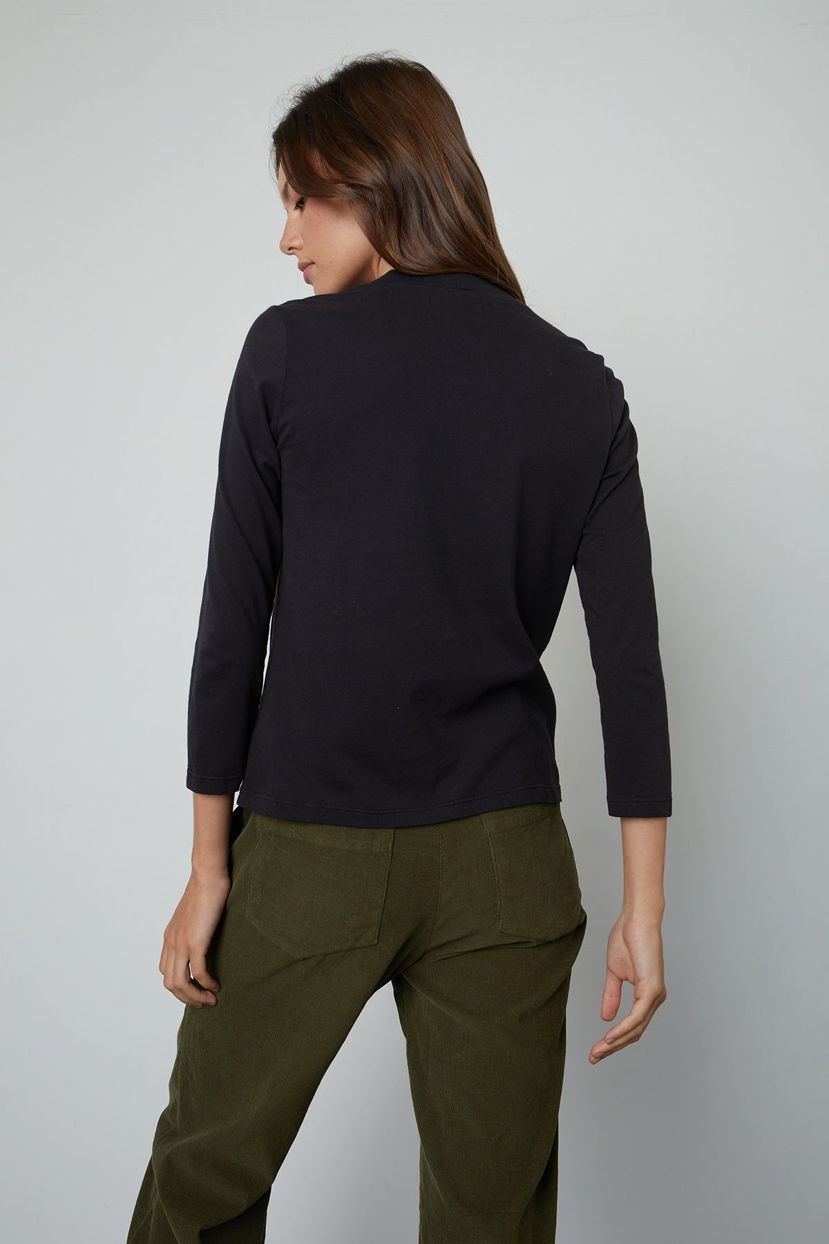 QUINNY 3/4 SLEEVE MOCK NECK TEE