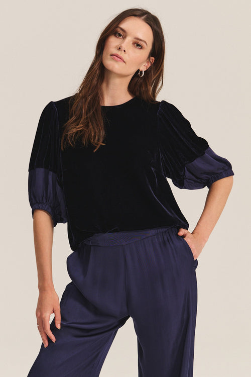 TARYN TOP