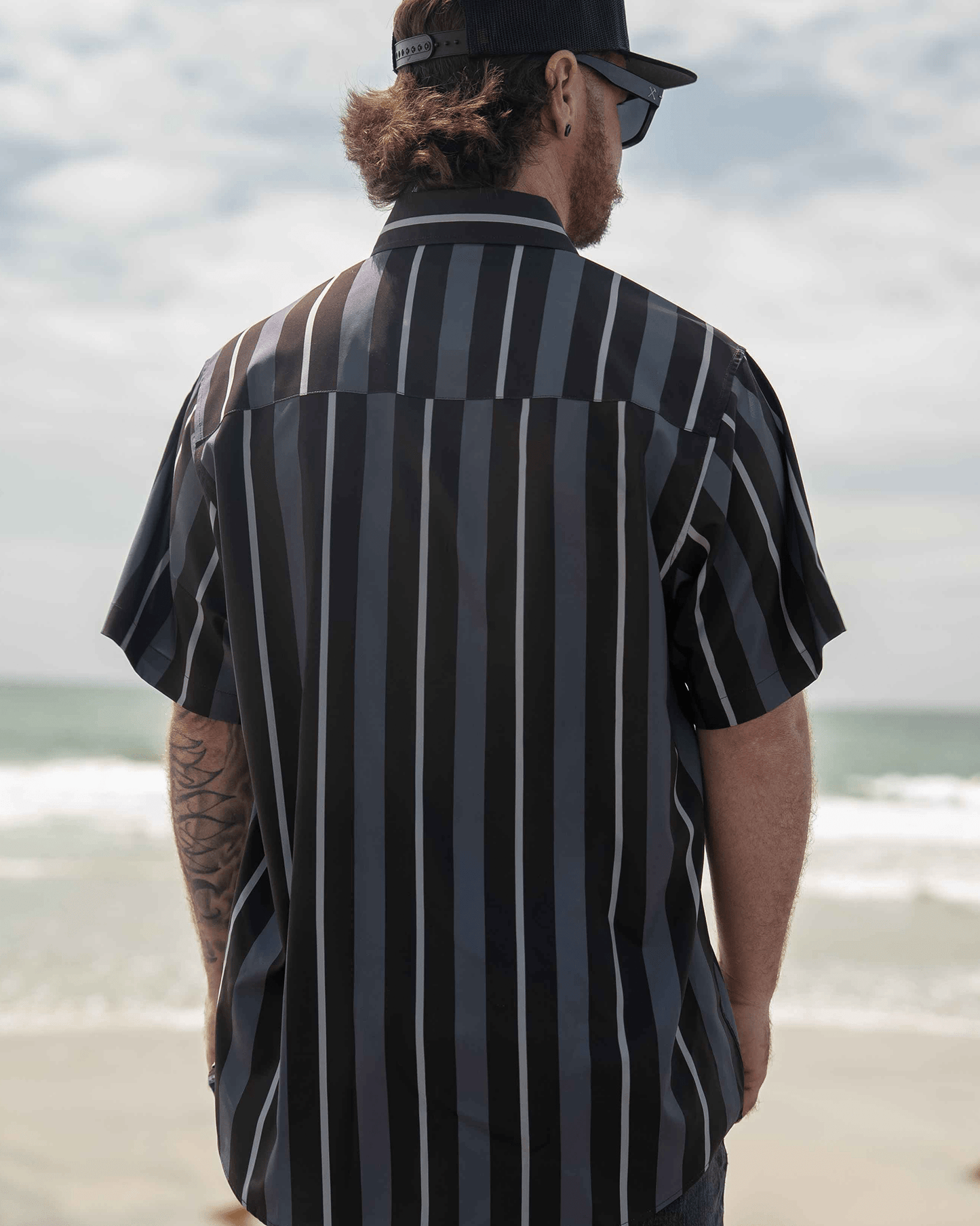 The Marina Party Shirt - Gray & Black
