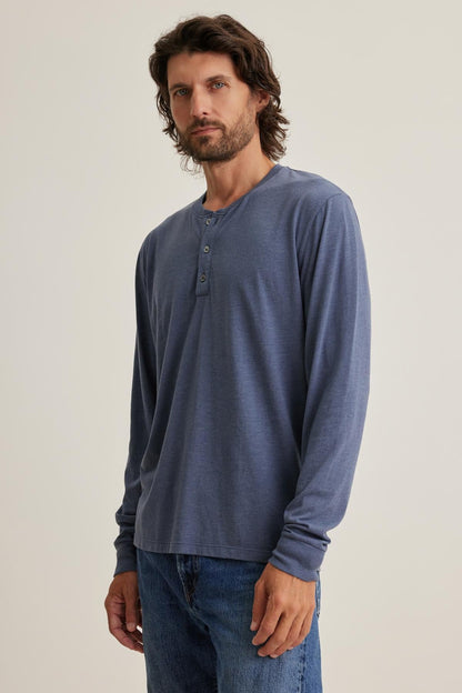 DESI HENLEY