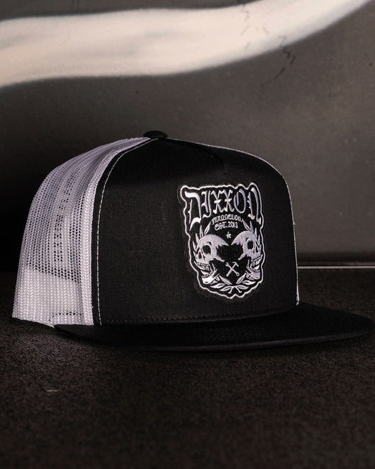 Two Faced Flat Bill Trucker Snapback - White & Black