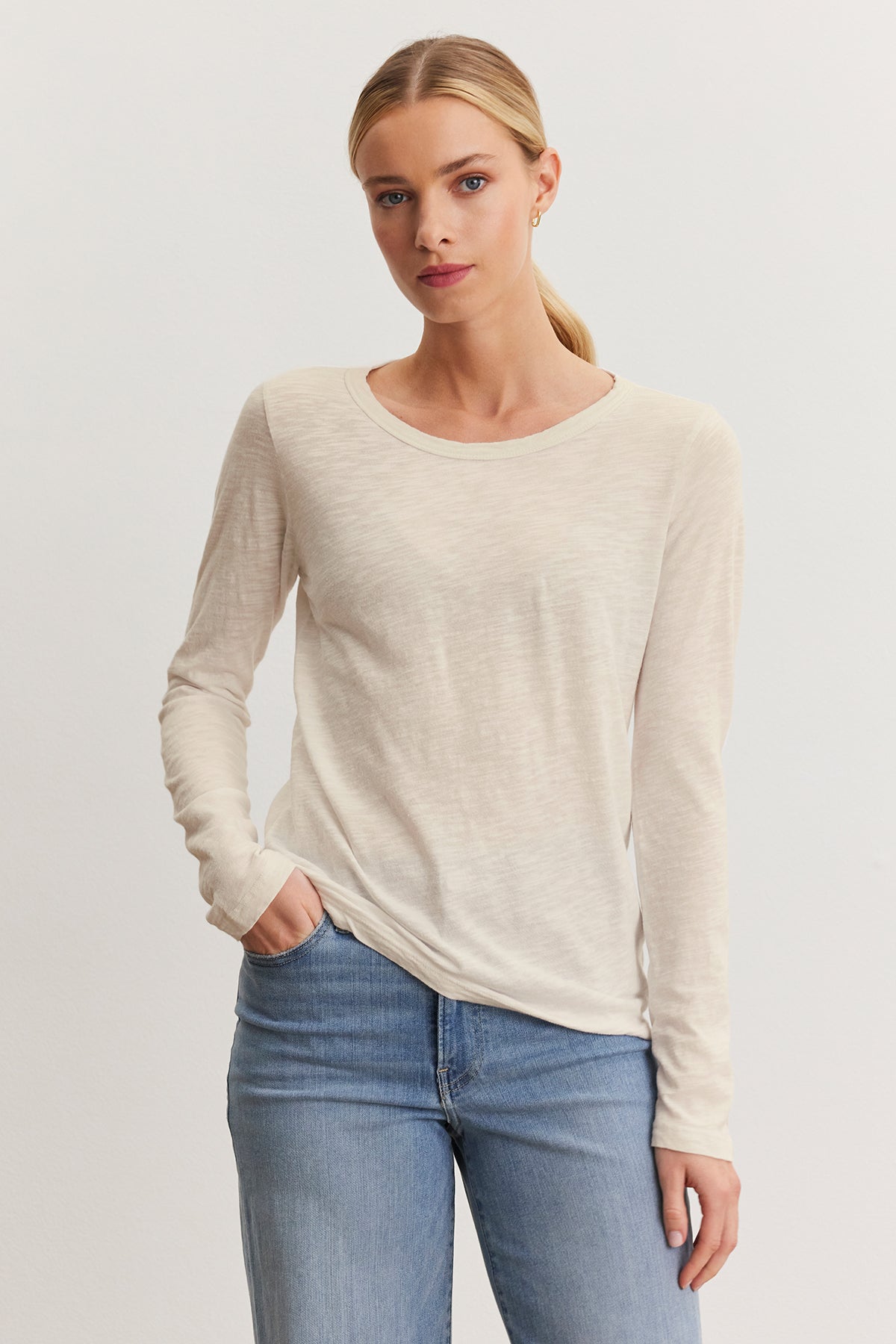 LIZZIE TEE