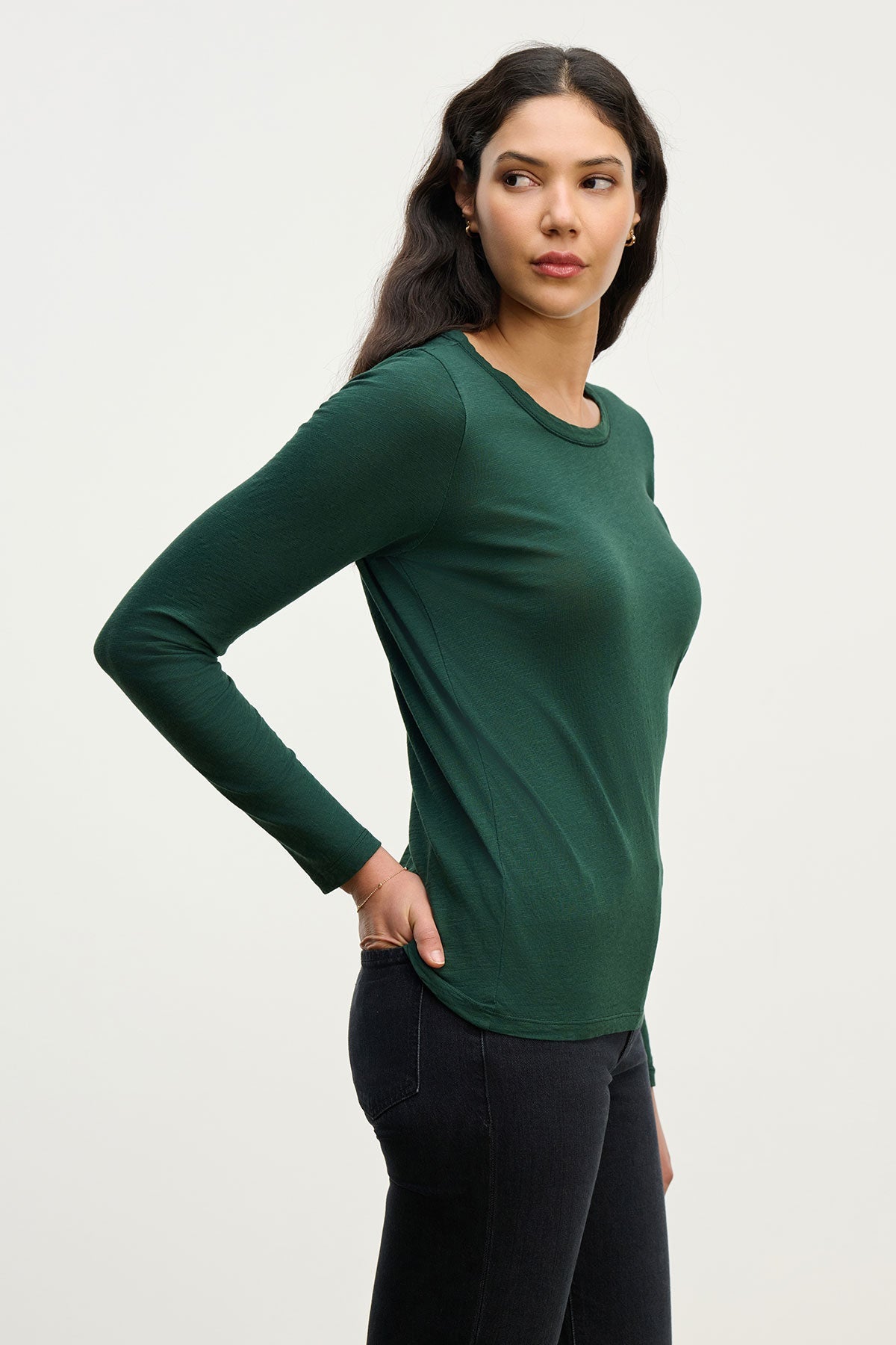 LIZZIE TEE