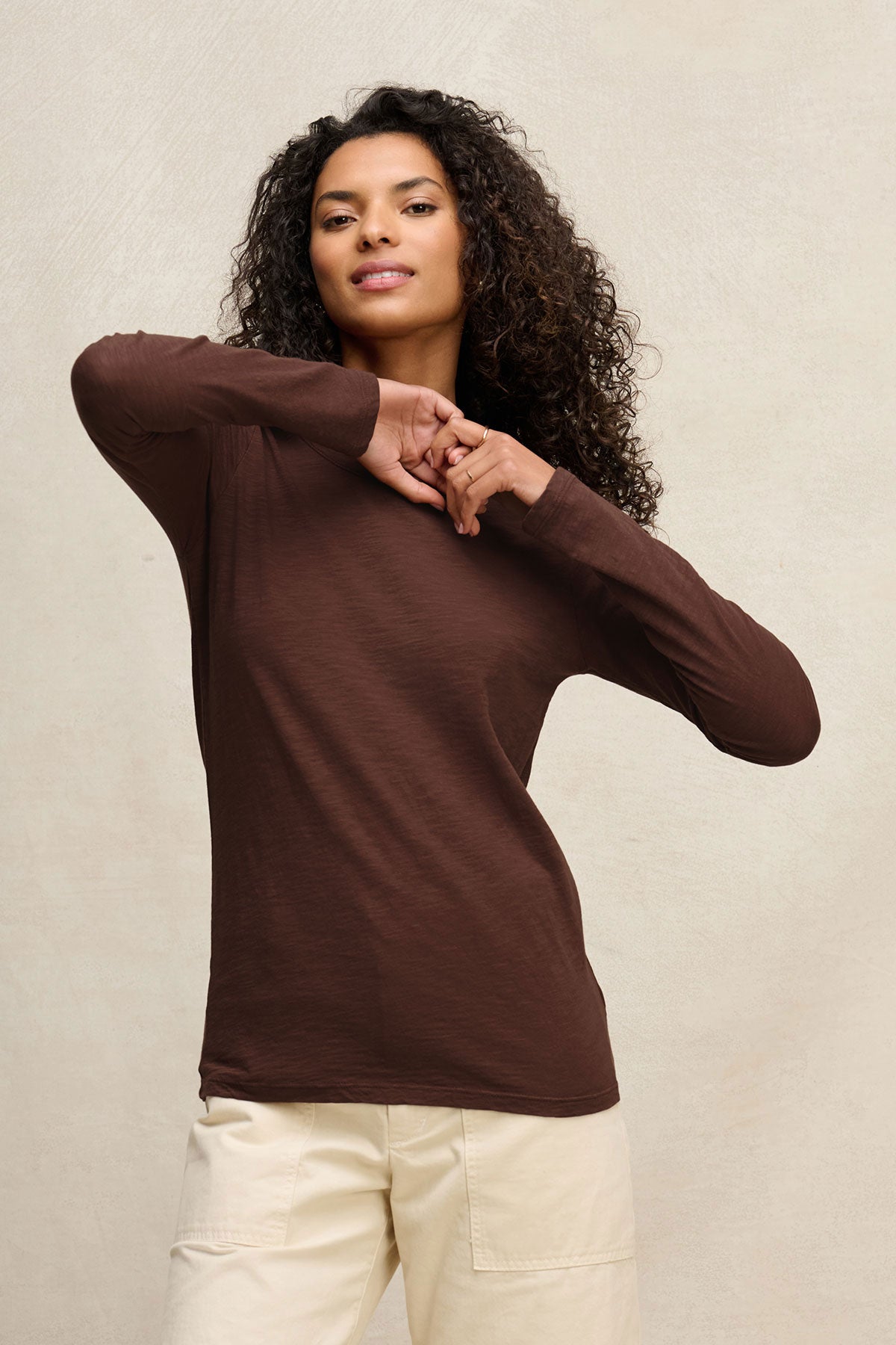 LIZZIE TEE
