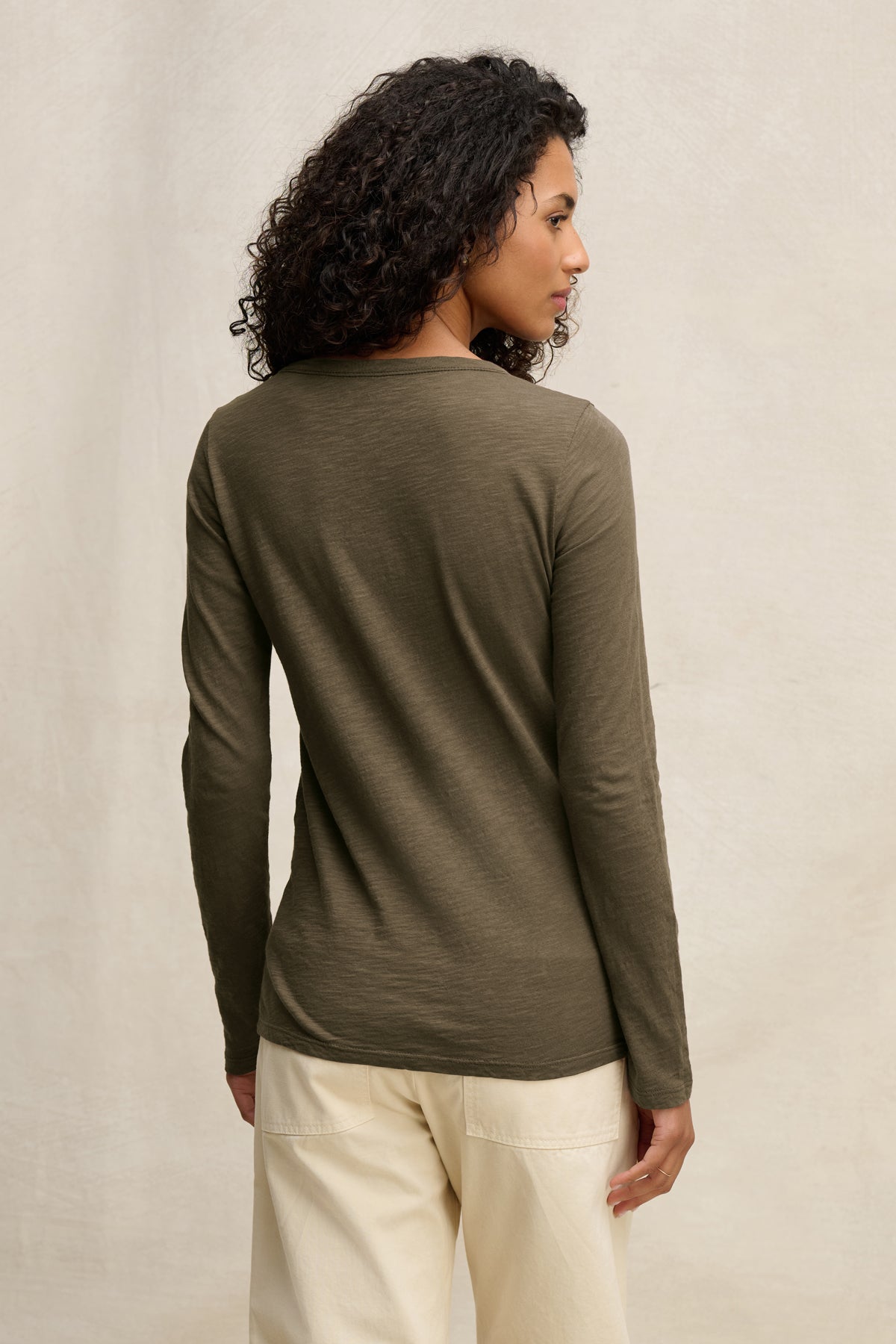 LIZZIE TEE