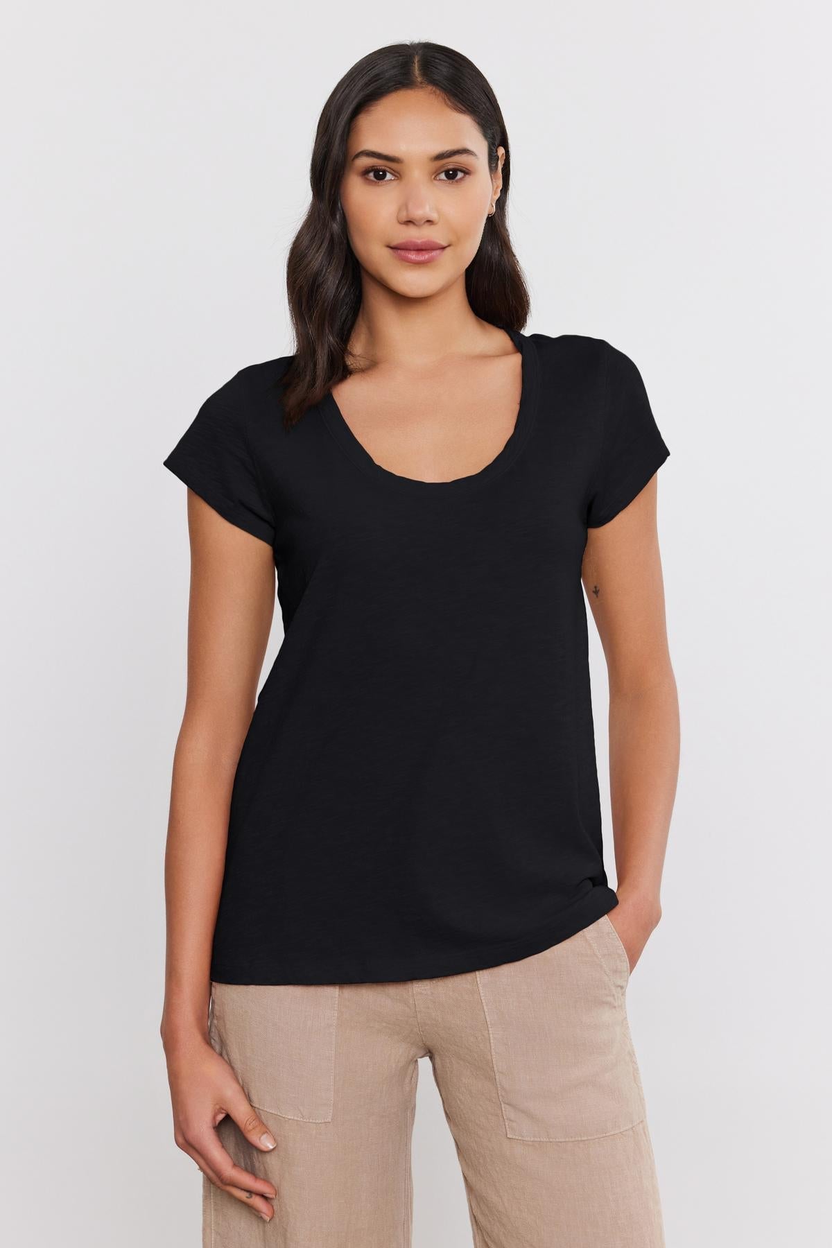 KIRA TEE