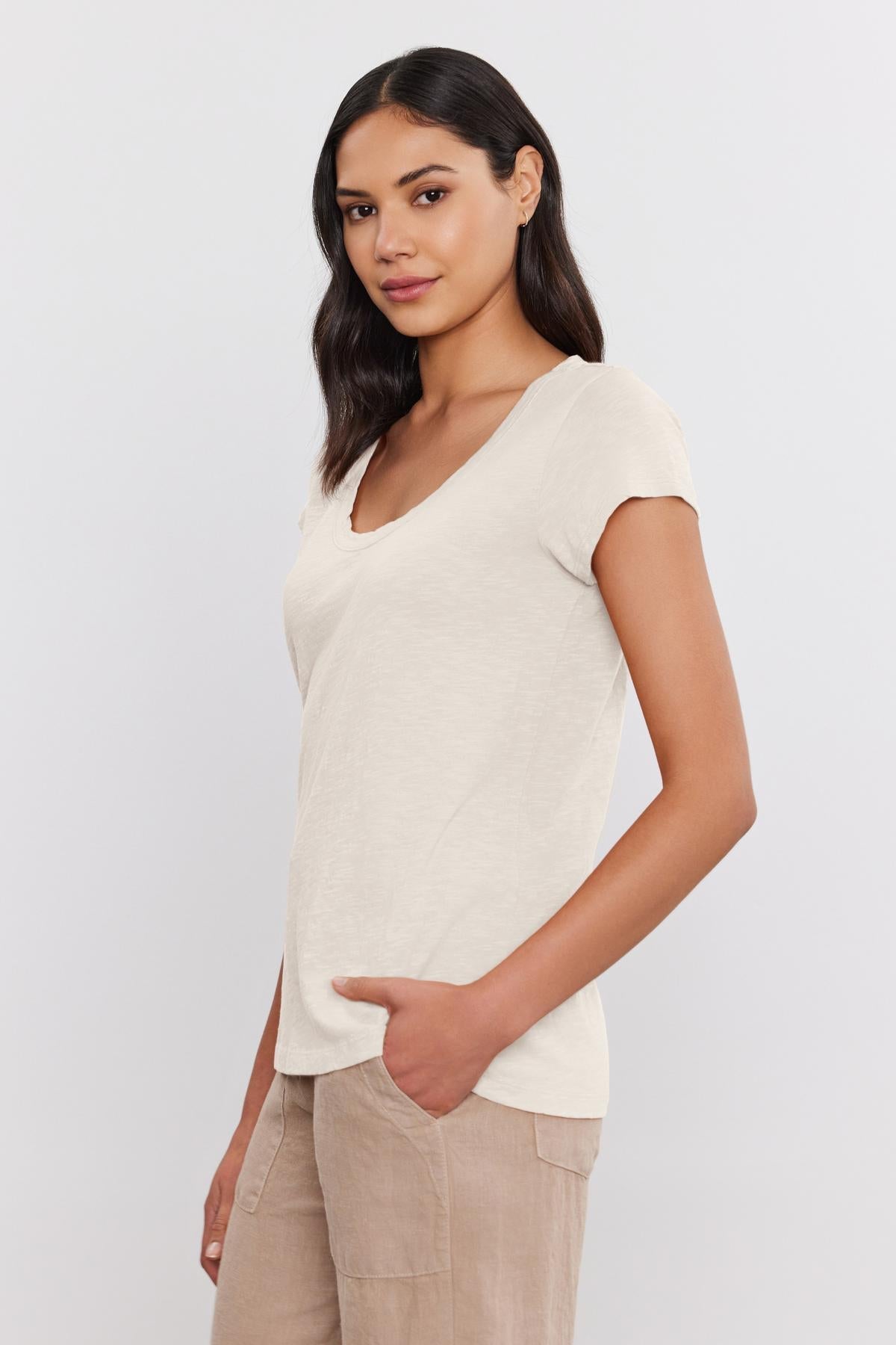 KIRA TEE