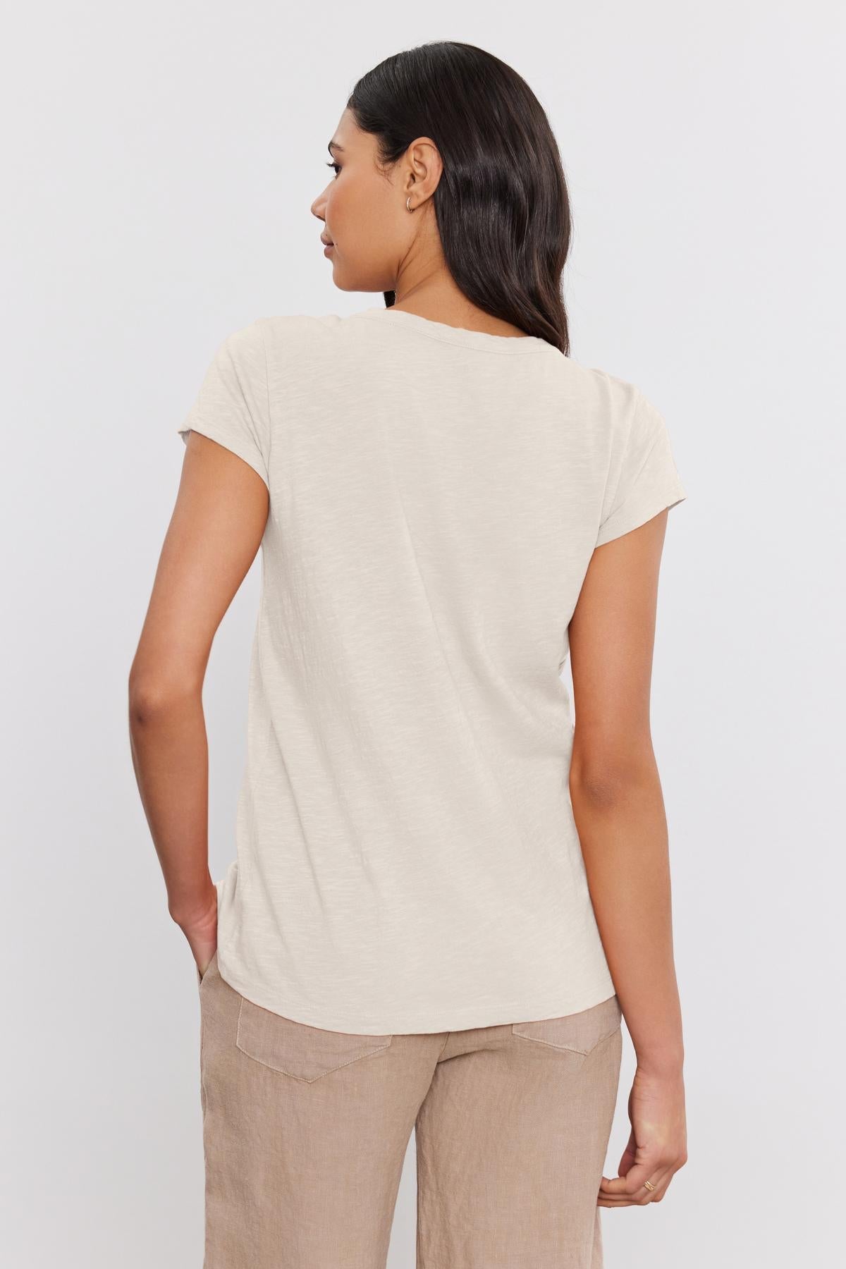 KIRA TEE