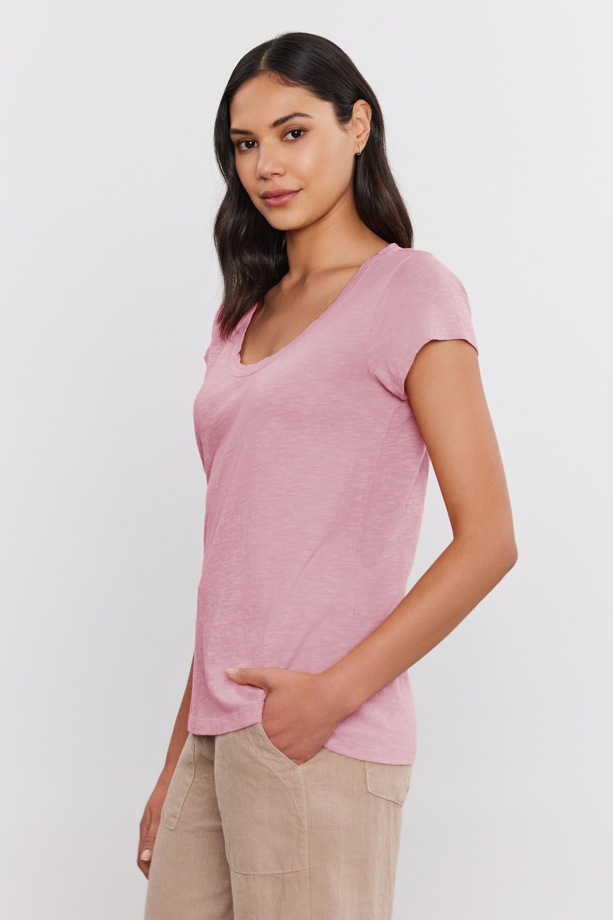 KIRA TEE