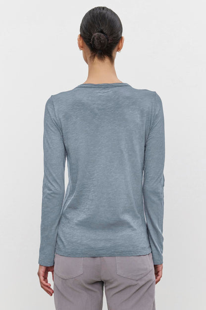 LIZZIE TEE