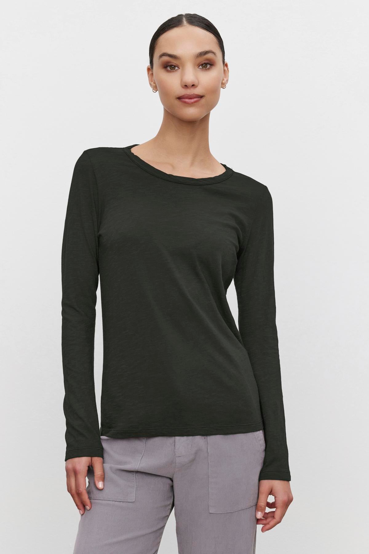 LIZZIE TEE