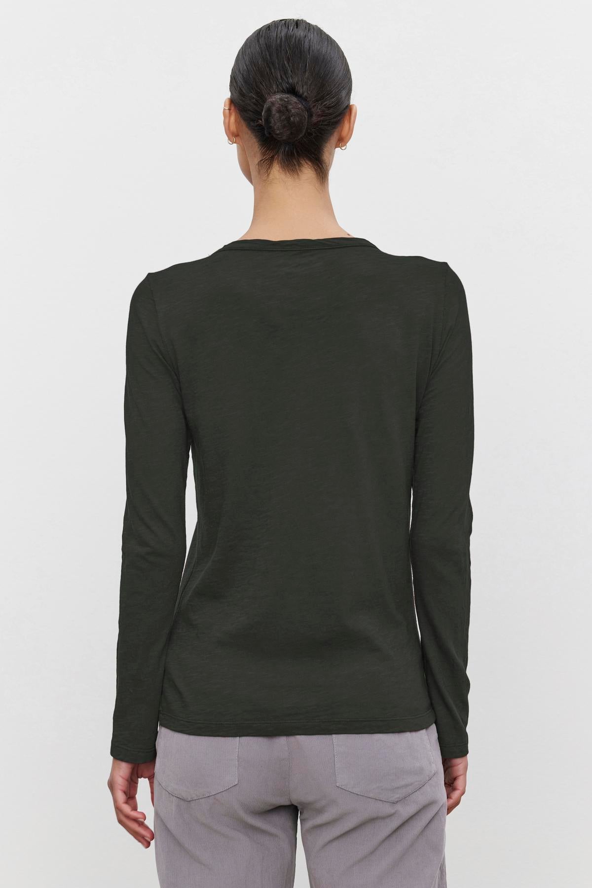 LIZZIE TEE