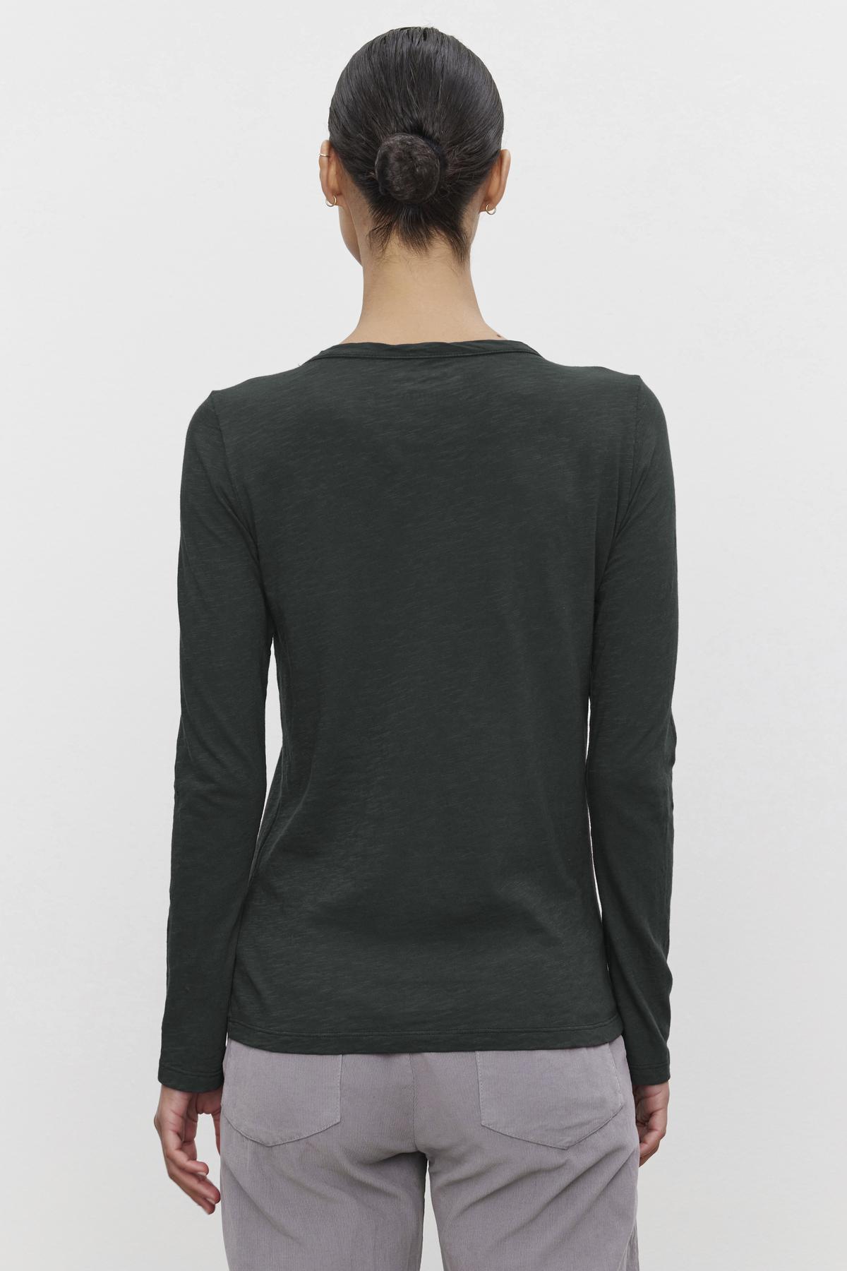 LIZZIE TEE