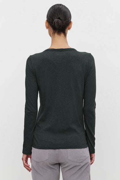LIZZIE TEE