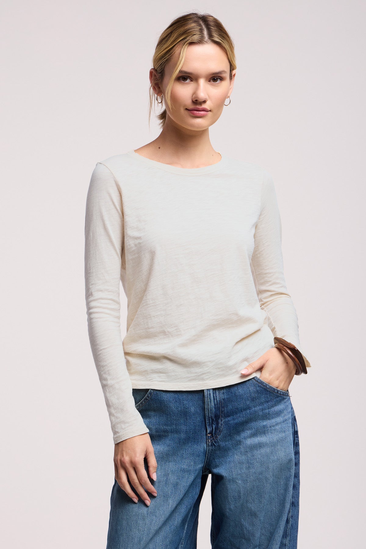 LIZZIE TEE