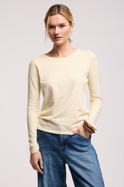 LIZZIE TEE