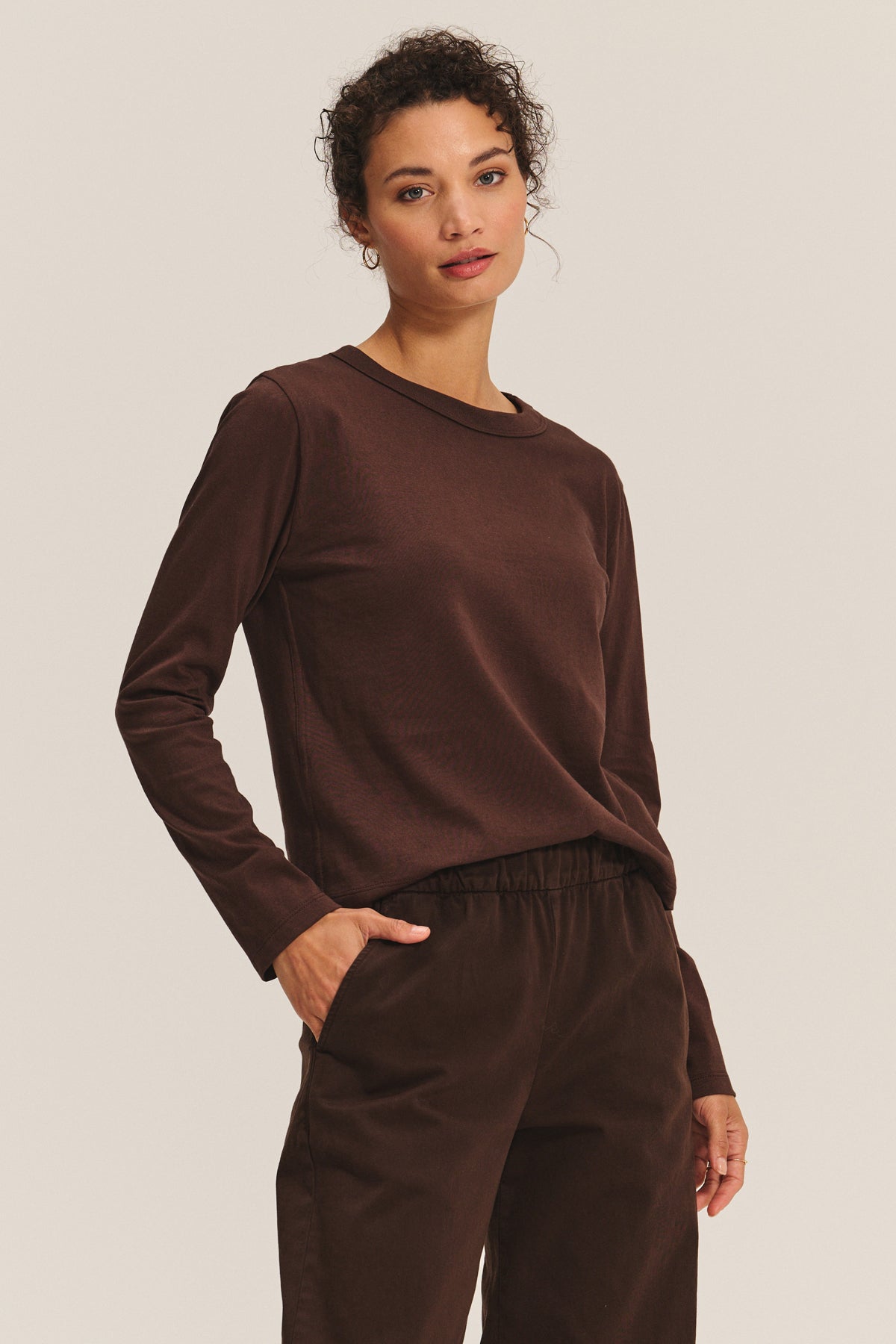SUSANNA TEE
