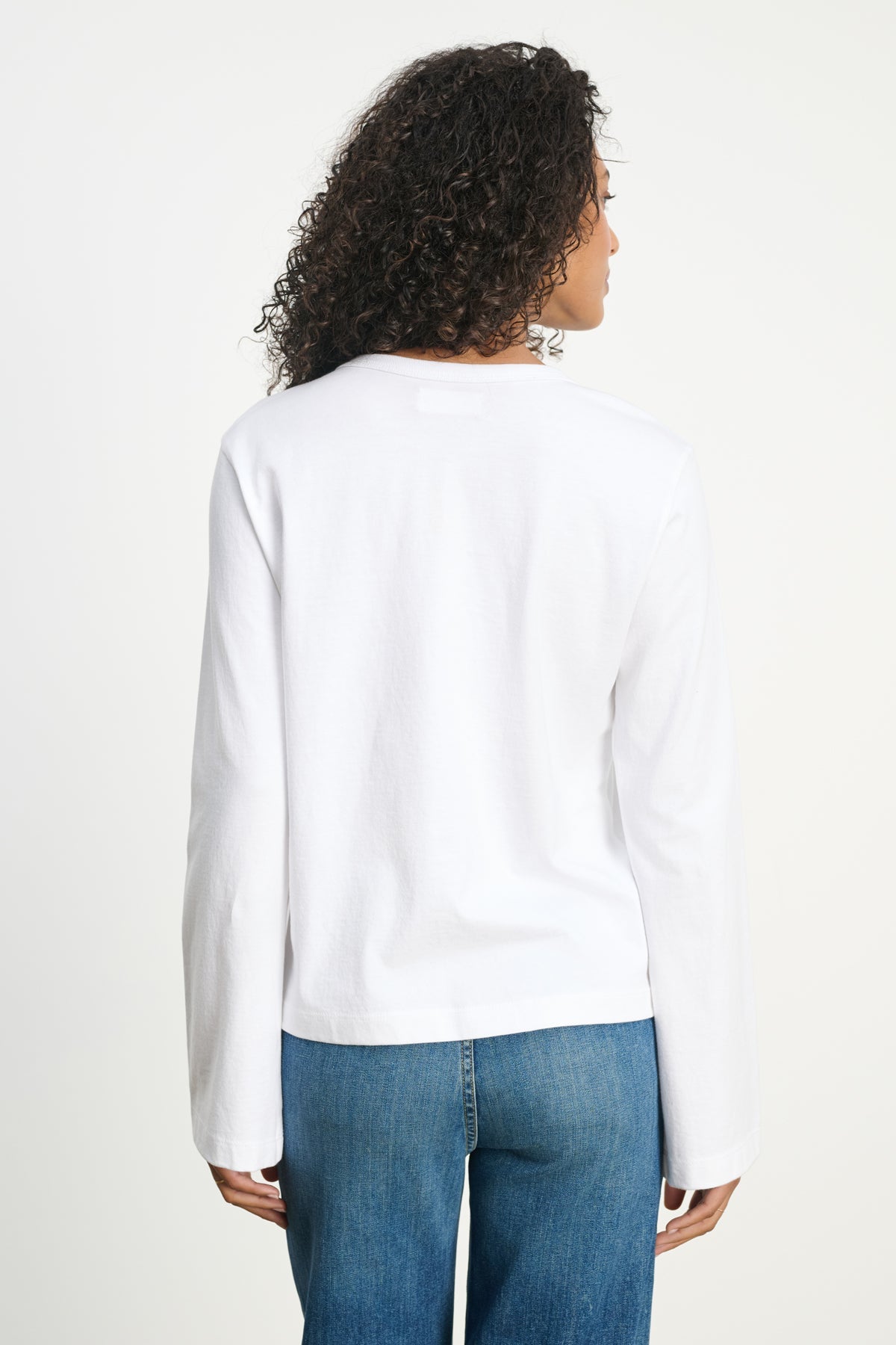 VEE TEE