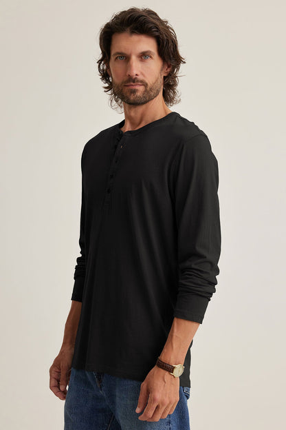 ALVARO HENLEY