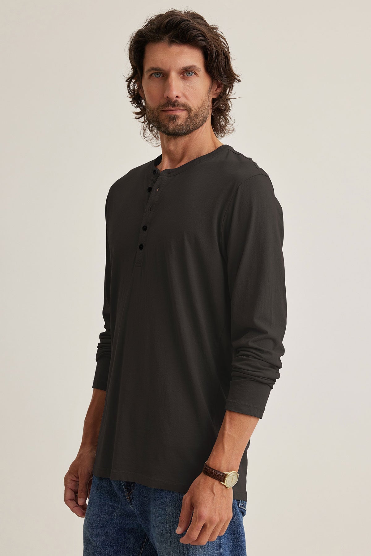 ALVARO HENLEY