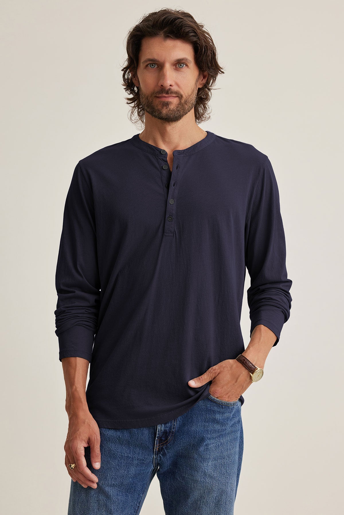 ALVARO HENLEY