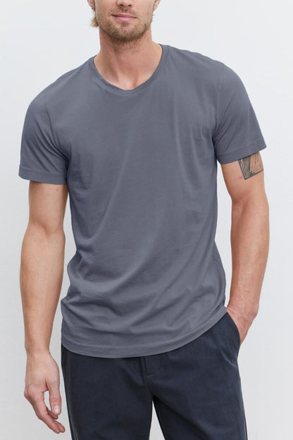 HOWARD TEE