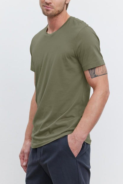 HOWARD TEE