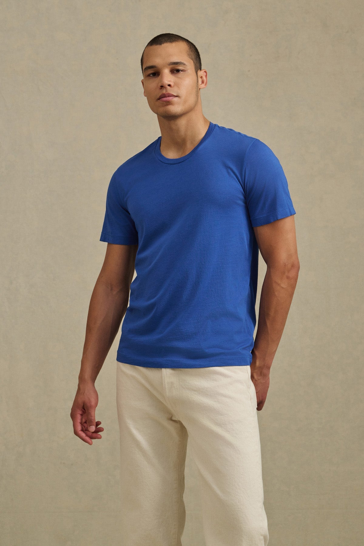 HOWARD TEE