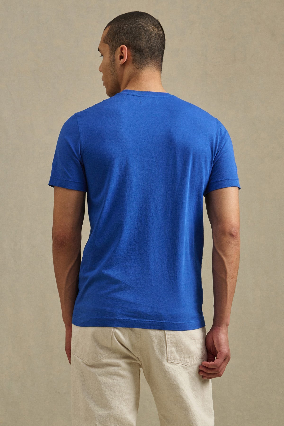 HOWARD TEE