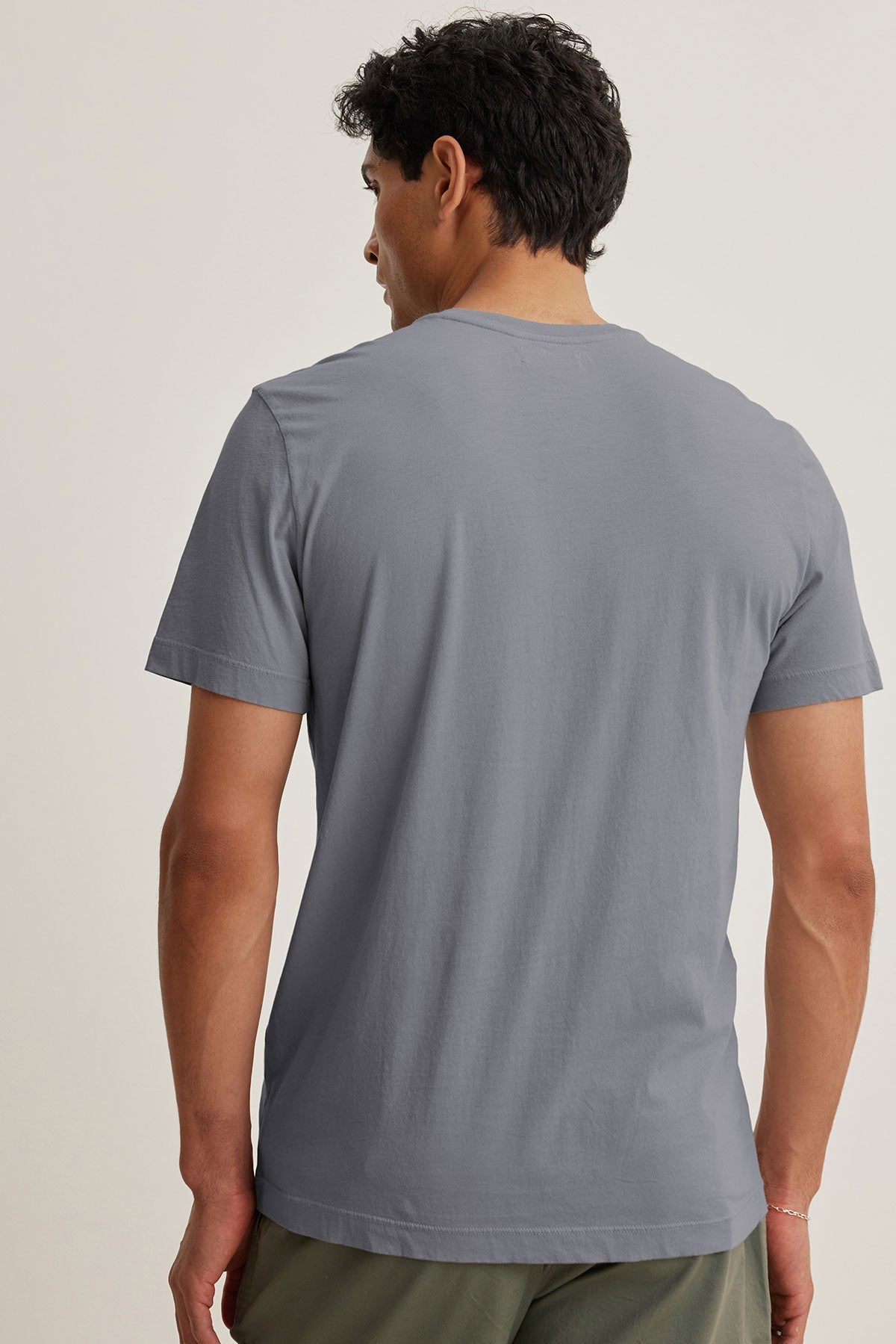 HOWARD TEE