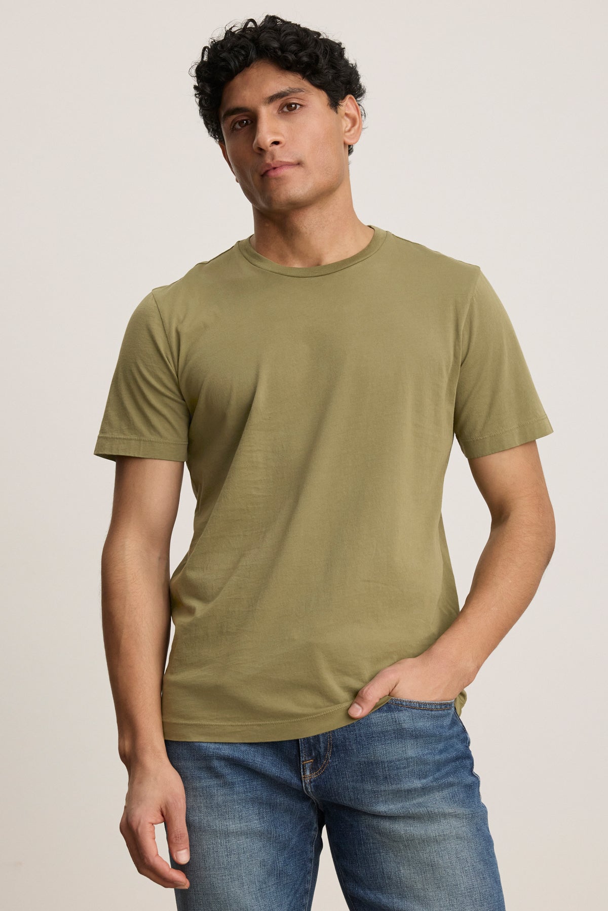 HOWARD TEE