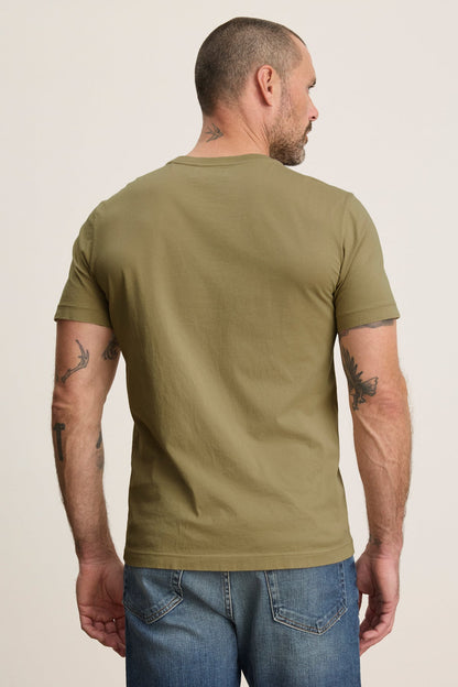 HOWARD TEE
