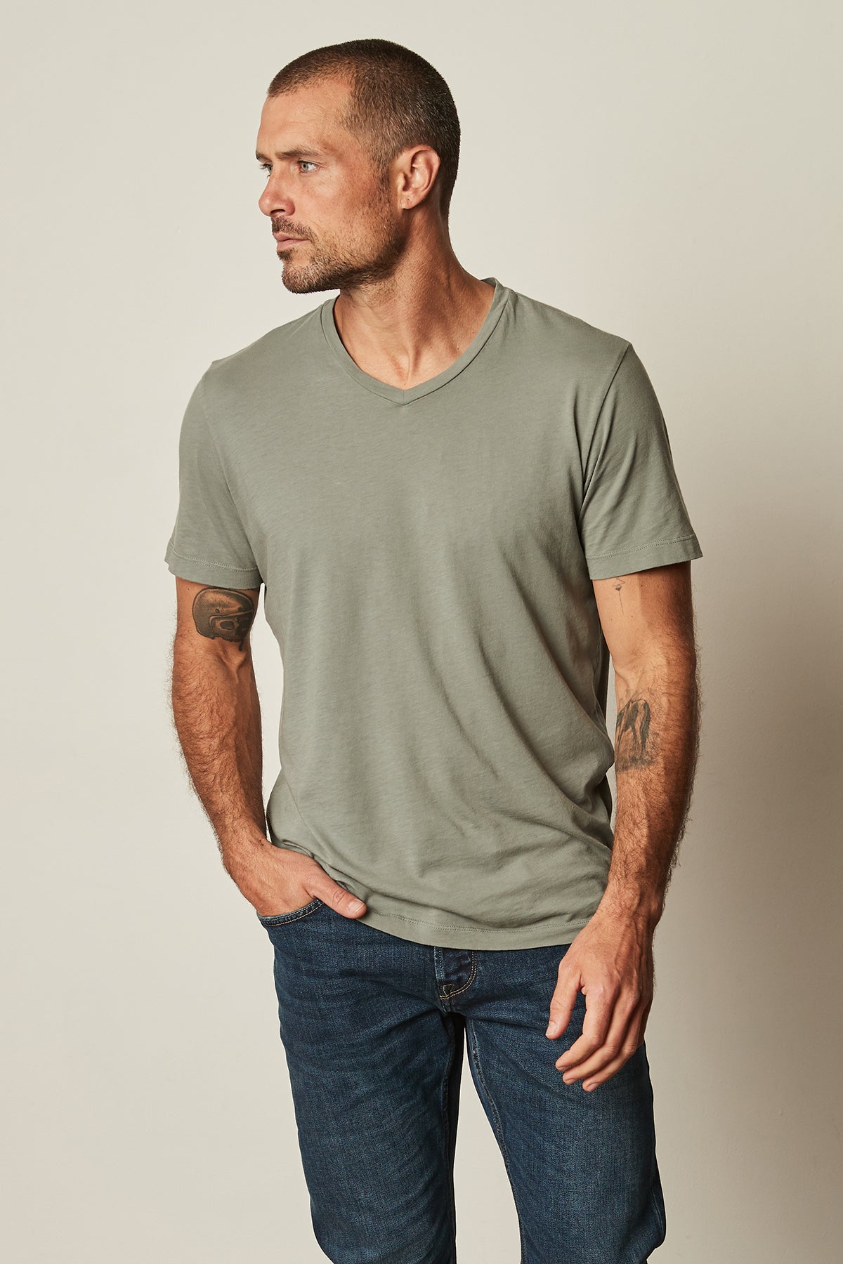 SAMSEN WHISPER CLASSIC V-NECK TEE