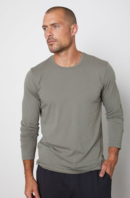 SKEETER WHISPER CLASSIC CREW NECK TEE