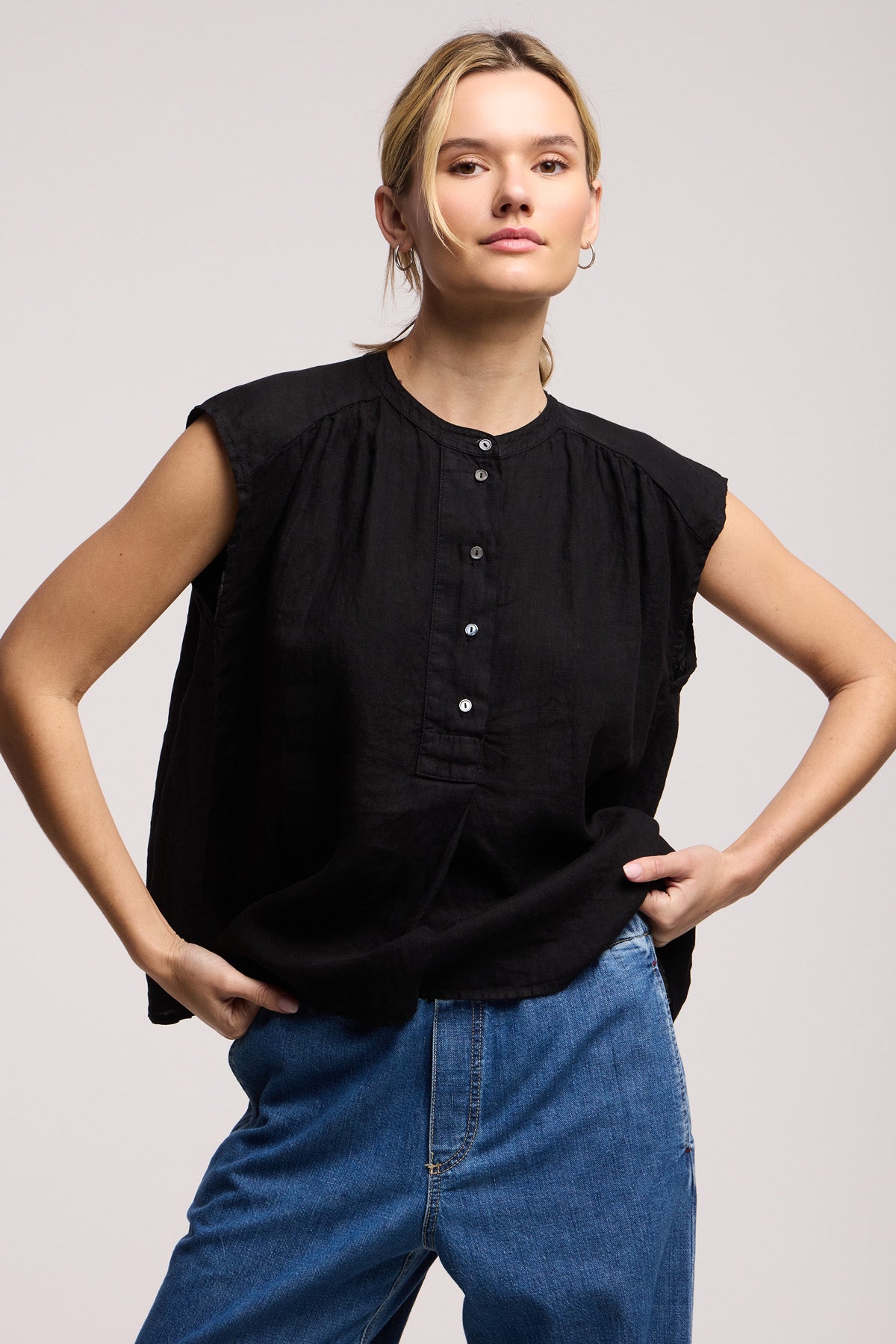 BEC LINEN TOP