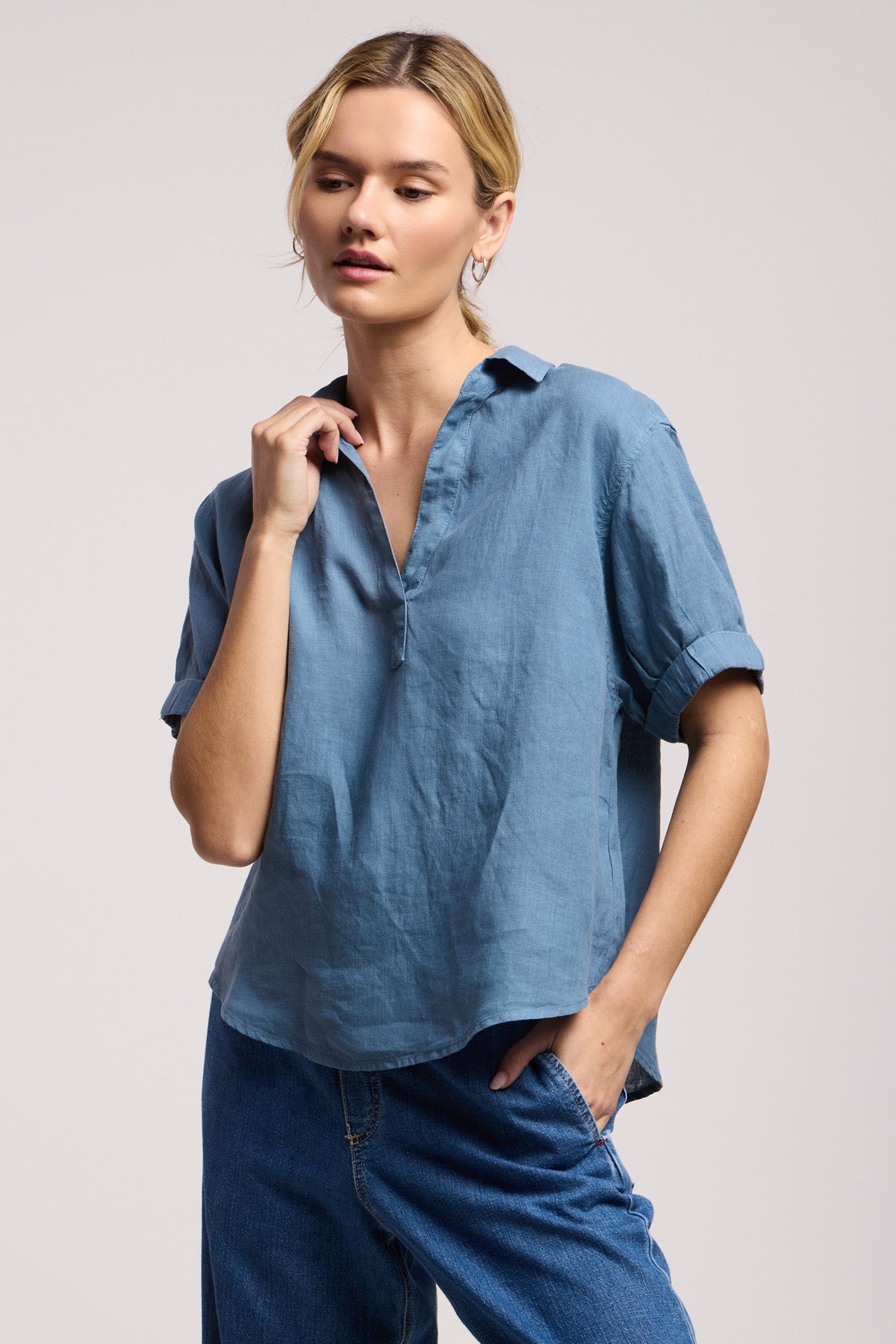 VIVICA LINEN TOP