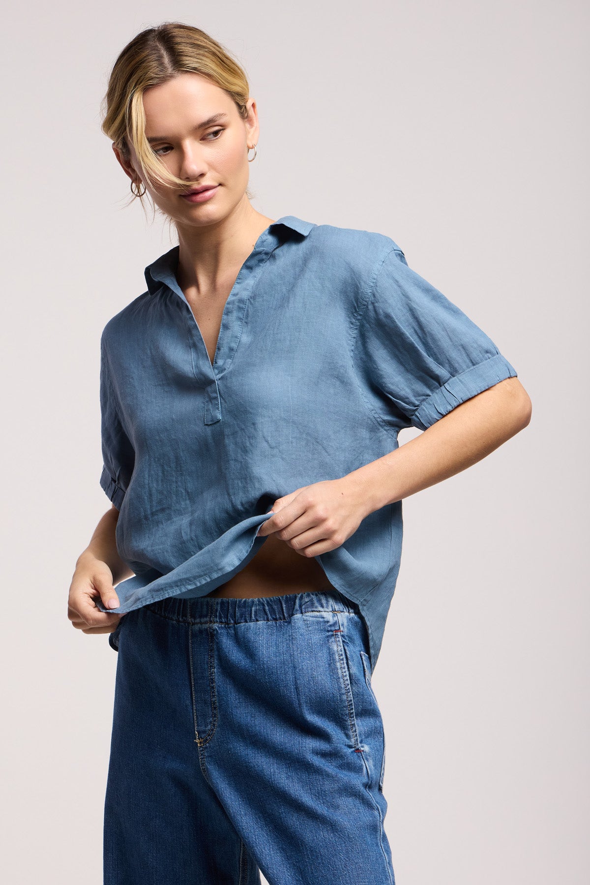 VIVICA LINEN TOP